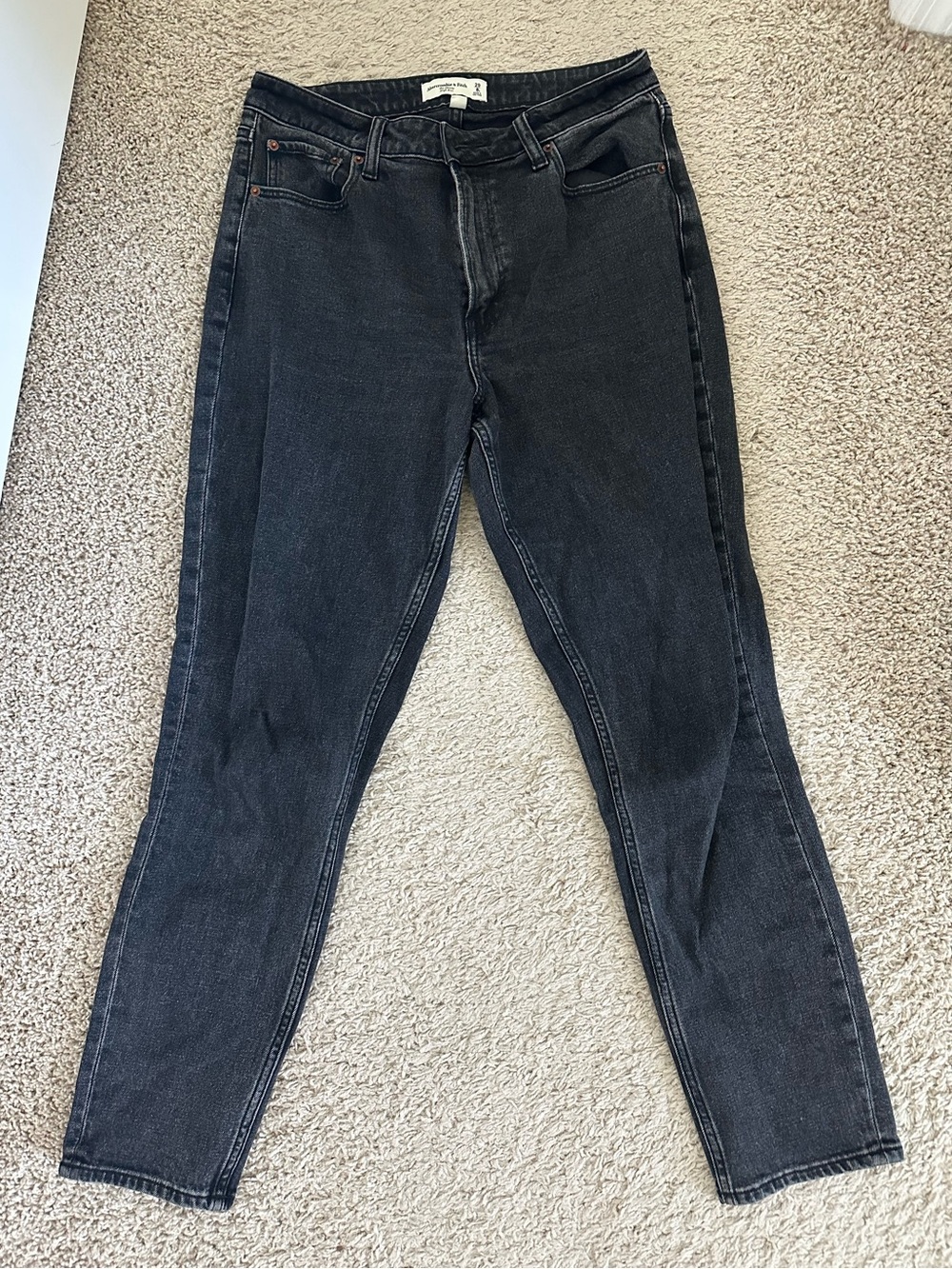 Abercrombie & Fitch The Skinny High Rise Curve Love Jeans